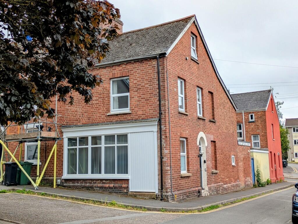 Main image of property: East John Walk, Exeter