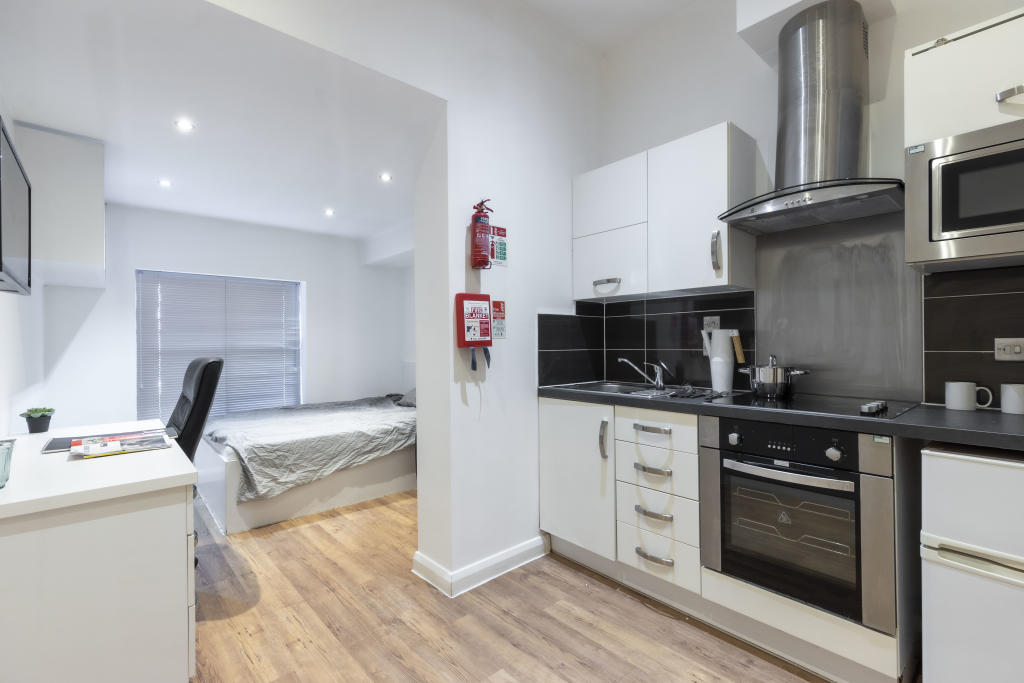 Main image of property: 17 De Montfort Street, Leicester, Leicestershire, LE1