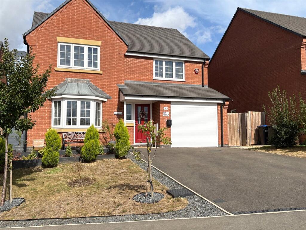 Main image of property: Willis Close, LONG BUCKBY, Northamptonshire, NN6