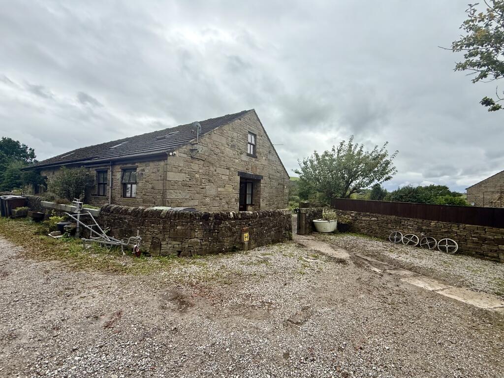 Main image of property: Leigh Cottage, Woodseats Farm, Woodseats Lane, Charlesworth, Derbyshire