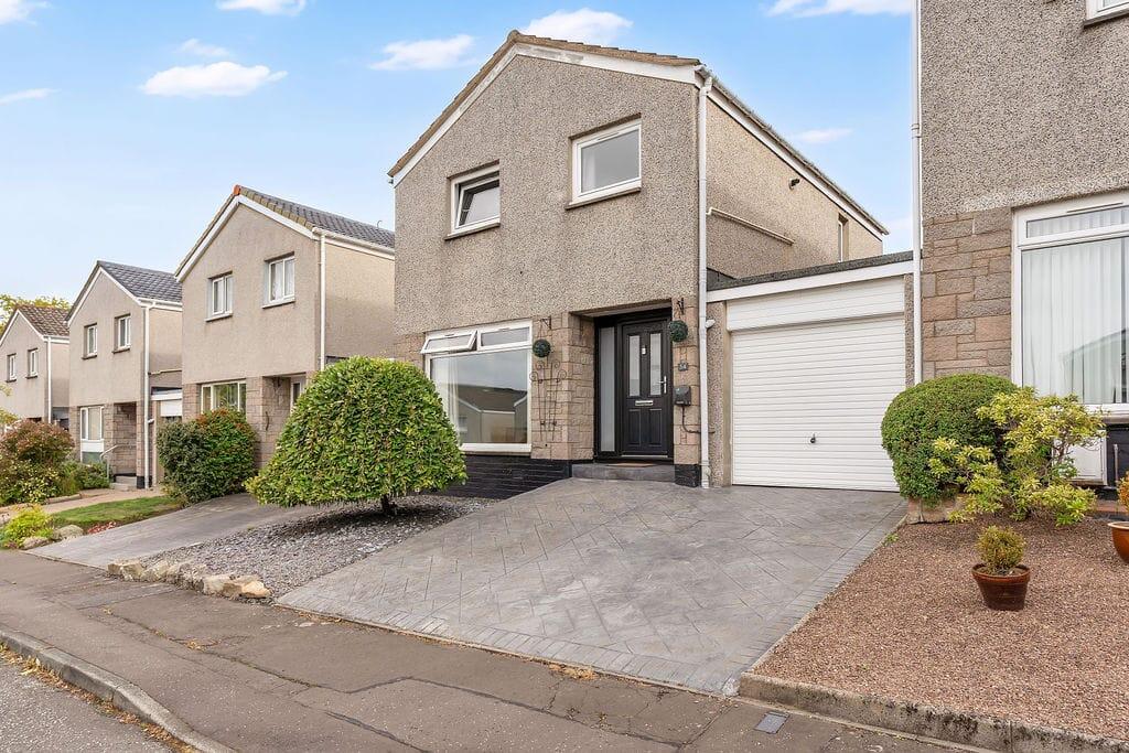Main image of property: Craigmount Bank, Craigmount, Edinburgh, EH4