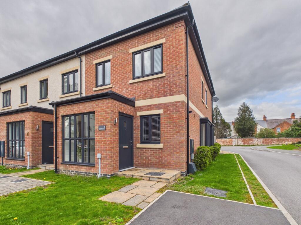 Main image of property: Willowbank Close, Hinckley, LE10