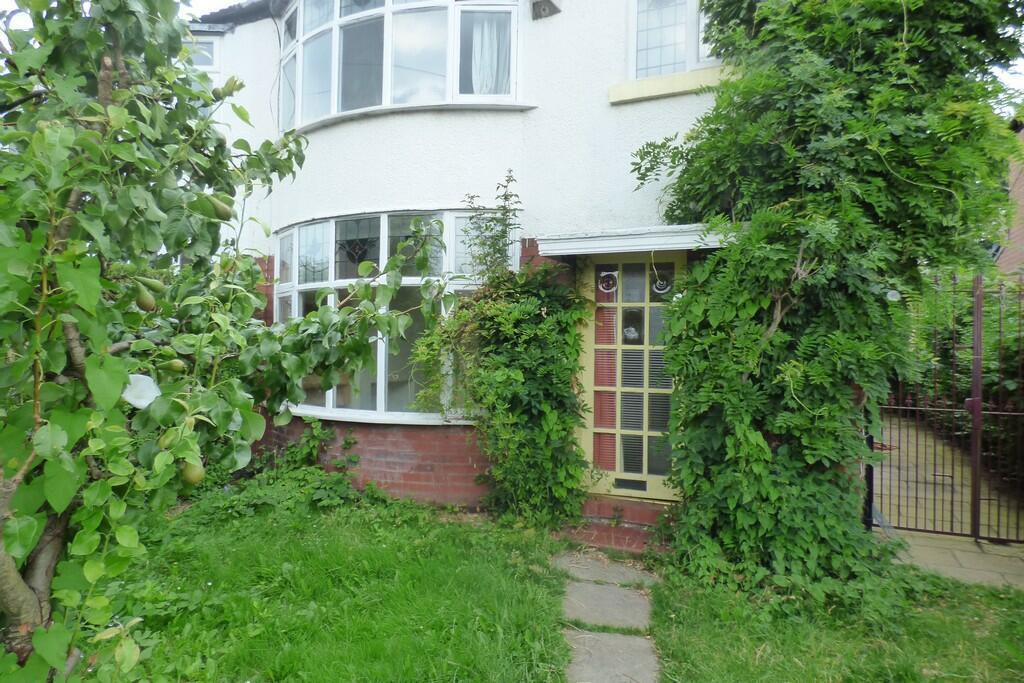 Main image of property: Mornington Crescent, Withington, Manchester, M14