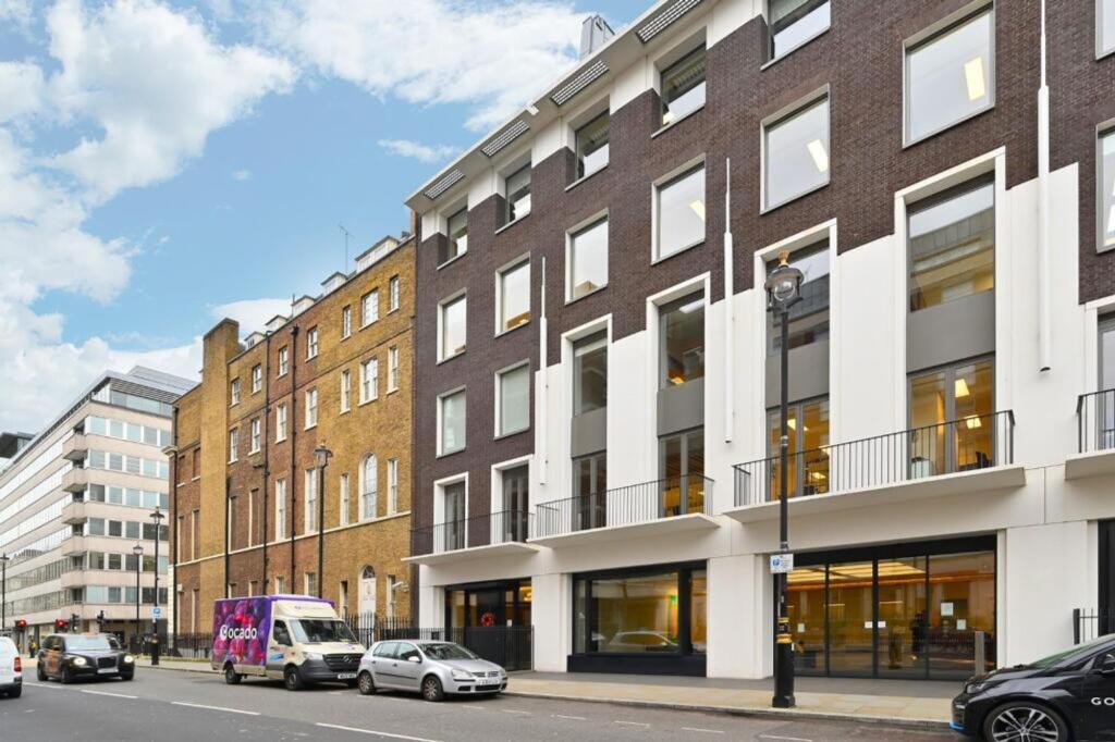 Main image of property: Seymour Street, Marylebone, W1H