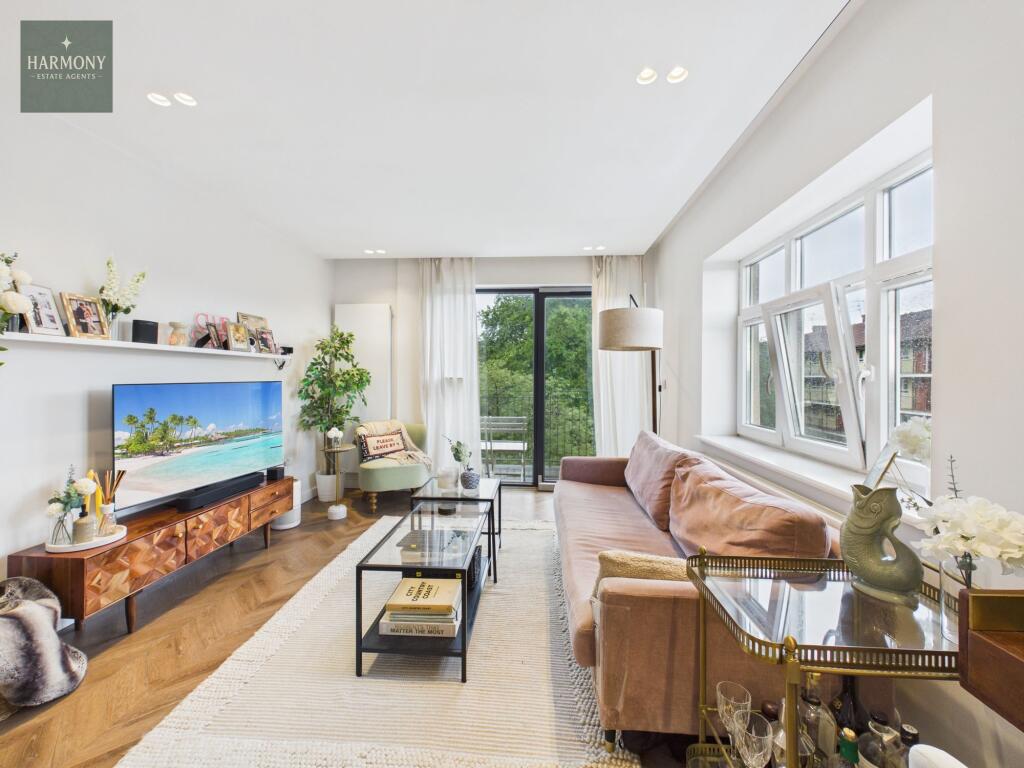 Main image of property: Heather Close, London, SW8