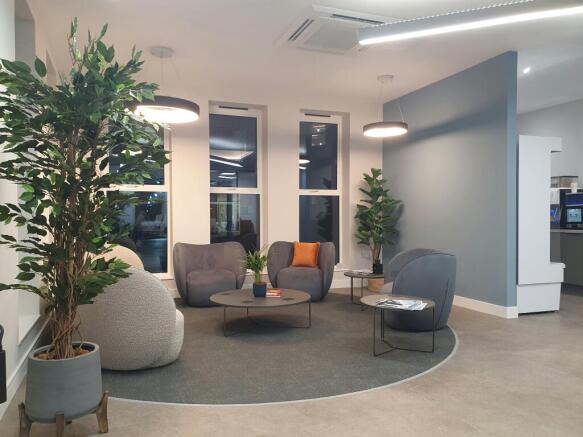 03. Waiting Area.jpg
