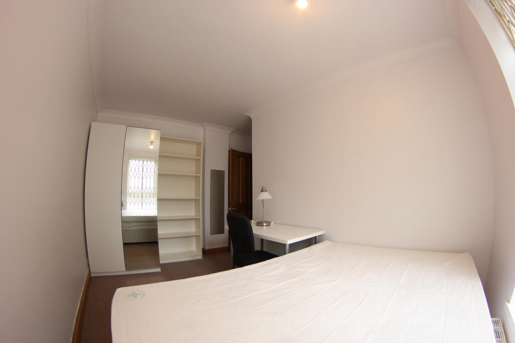 Main image of property: Cahir Street, London, E14