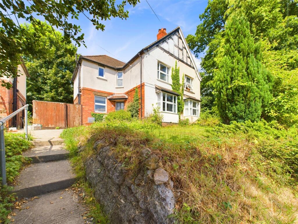 Main image of property: Stratford Road, Stroud, Gloucestershire, GL5