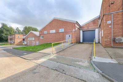 Photo 10. Unit 12.