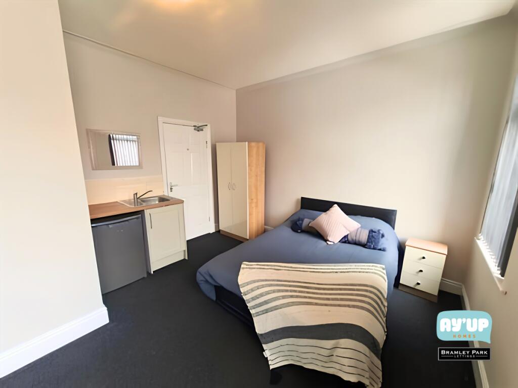 Main image of property: Room 5, 12 St Vincent Avenue DN1 2LS