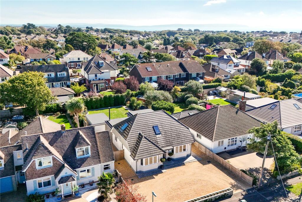 Main image of property: Barton Drive, Barton on Sea, New Milton, Hampshire, BH25