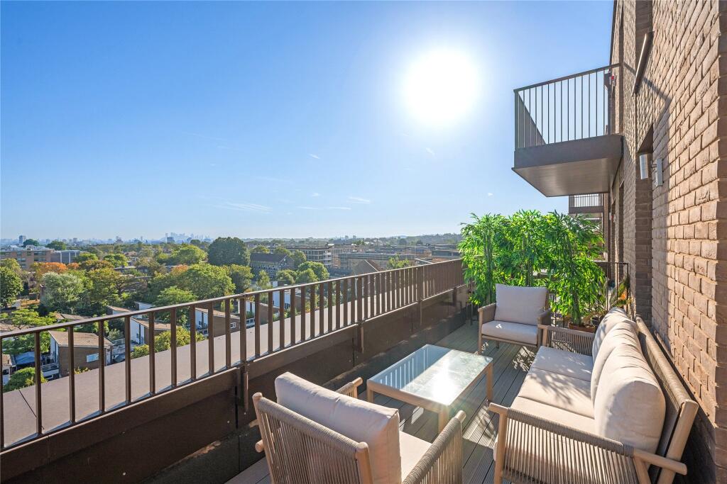 Main image of property: 101 Azores House, Clarence Avenue, London, SW4