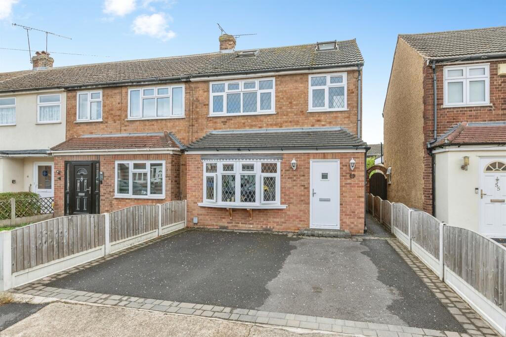 Main image of property: Newtons Close, Rainham