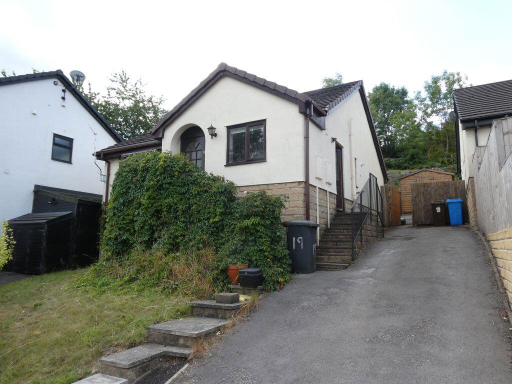 Main image of property: 19 Patterson Gardens, Stocksbridge, S36 1JR