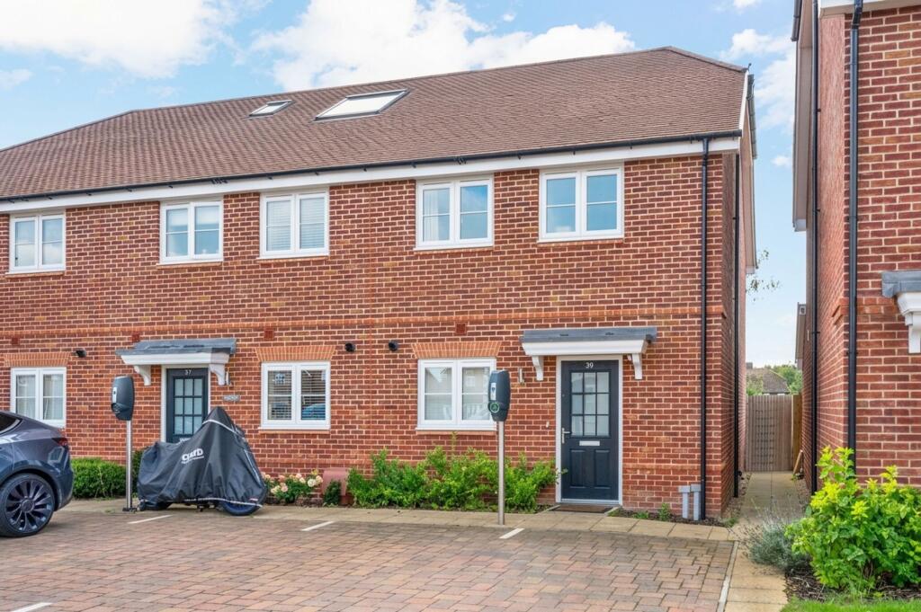 Main image of property: Grant Avenue, Walton-On-Thames, KT12