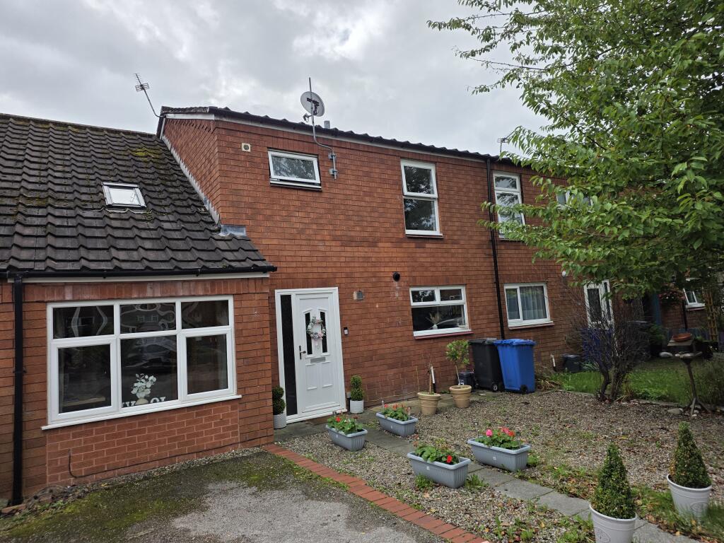 Main image of property: Oxmead Close, Poulton-with-fearnhead, Warrington
