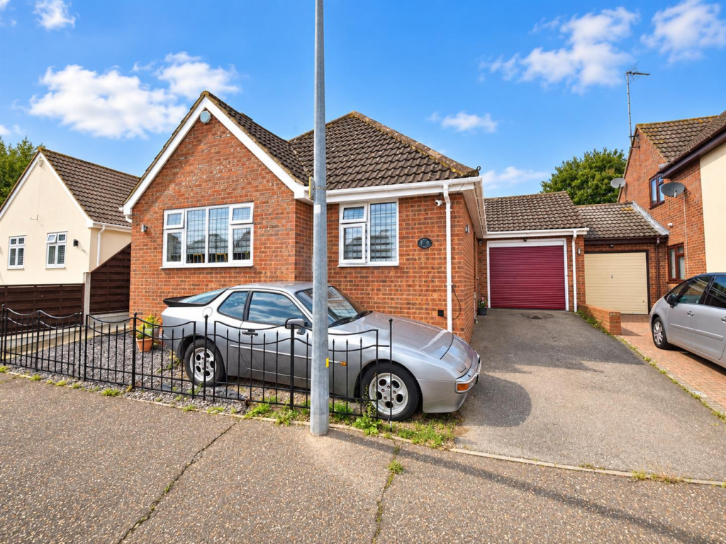 Main image of property: Edward Close, Rochford