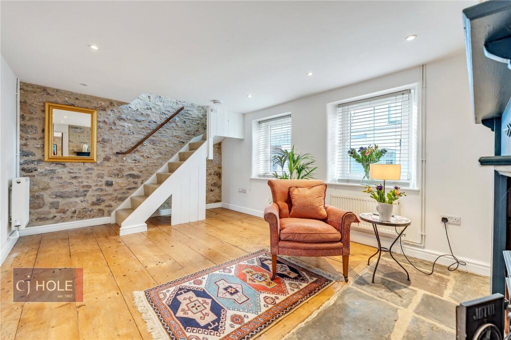 Main image of property: Tockington Green, Tockington, Bristol, Gloucestershire, BS32