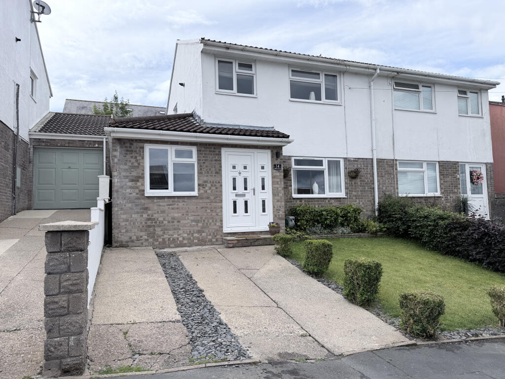 Main image of property: Hilltop Avenue, Cilfynydd, Pontypridd, Mid Glamorgan, CF37 4HZ