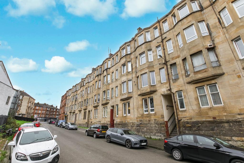 Main image of property: Birkenshaw Street, Dennistoun, G31 2UH