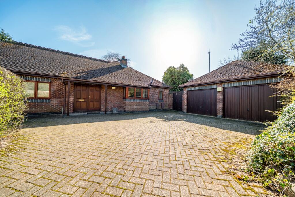 Main image of property: Ashfield Road, Stoneygate, Leicester