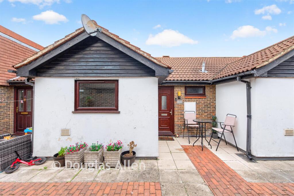 Main image of property: The Pantiles, Billericay, Essex