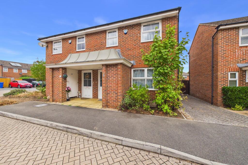 Main image of property: Honington Mews, Farnborough, Hampshire, GU14