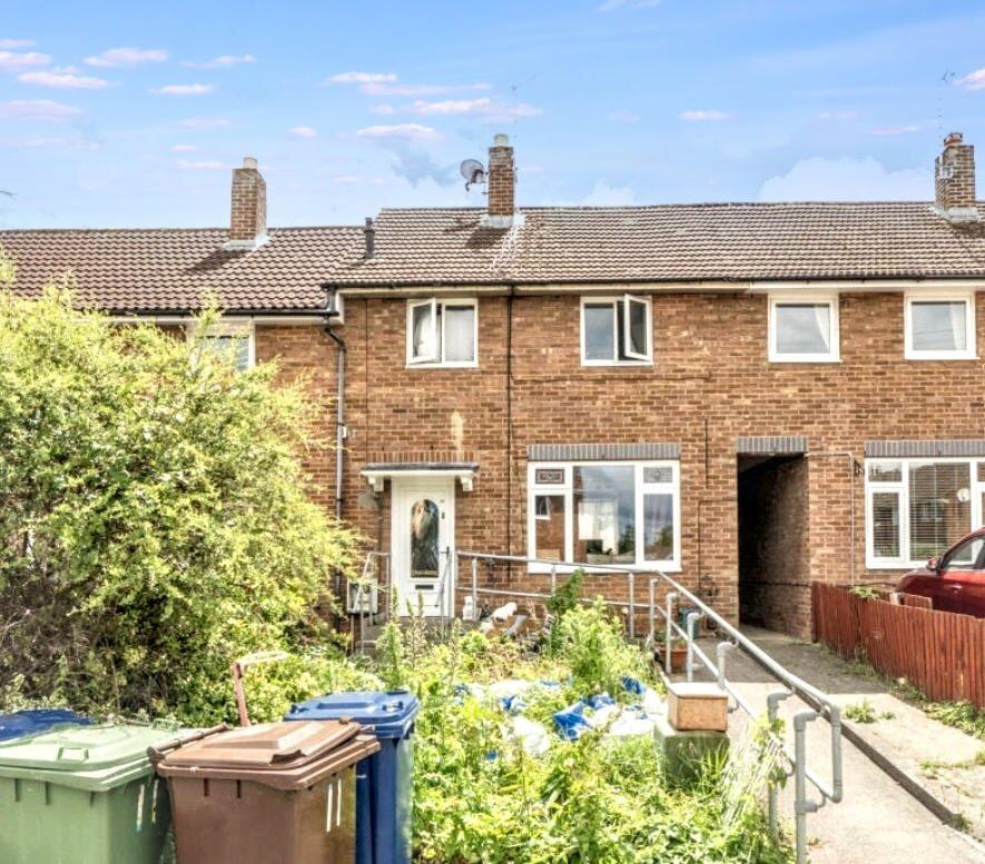 Main image of property: 11 Trent Road, Brockworth, Gloucester, Gloucestershire, GL3 4JS