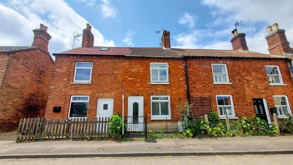 Main image of property: High Street, Billingborough, Sleaford