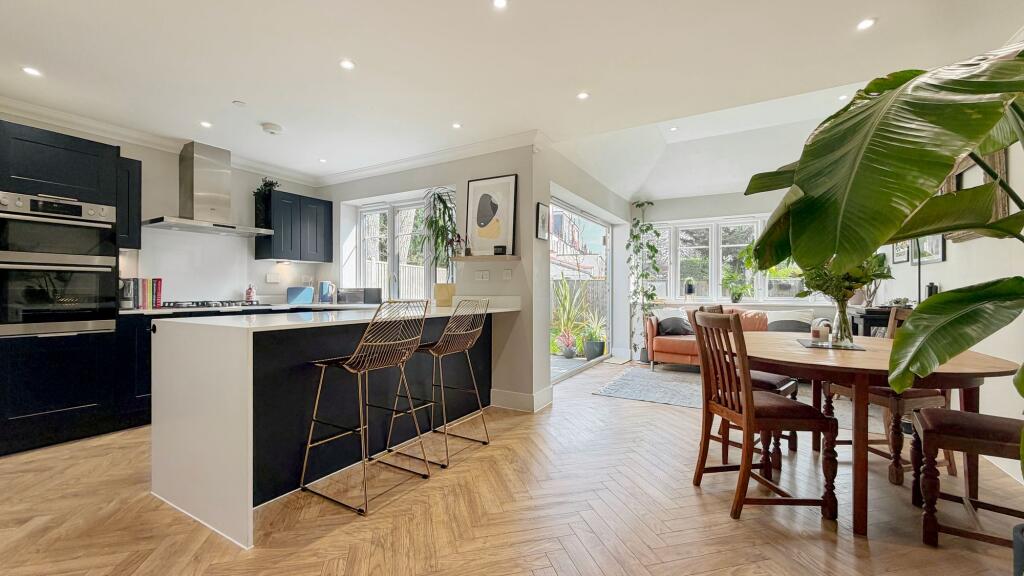 Main image of property: Pollards Hill South, London, SW16