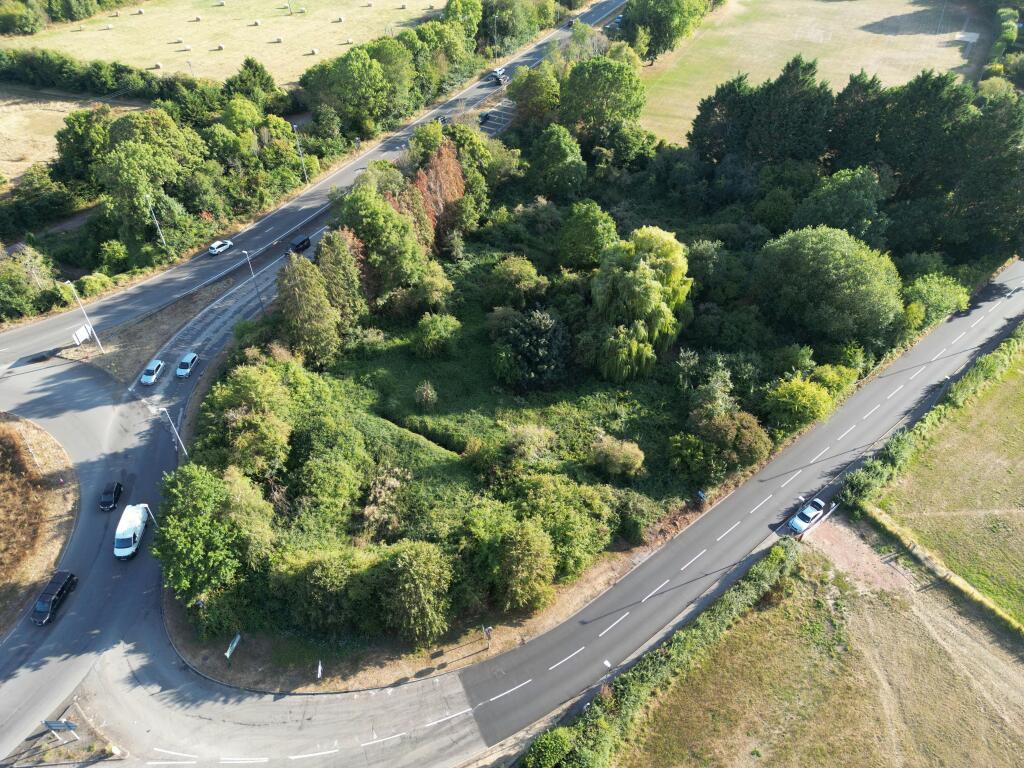 Main image of property: Land on the south side of Dixton Road, Monmouth, NP25 3PP