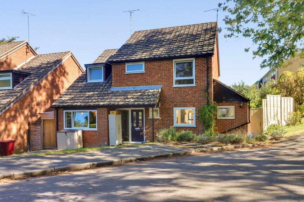 Main image of property: Malvern Court, Reading