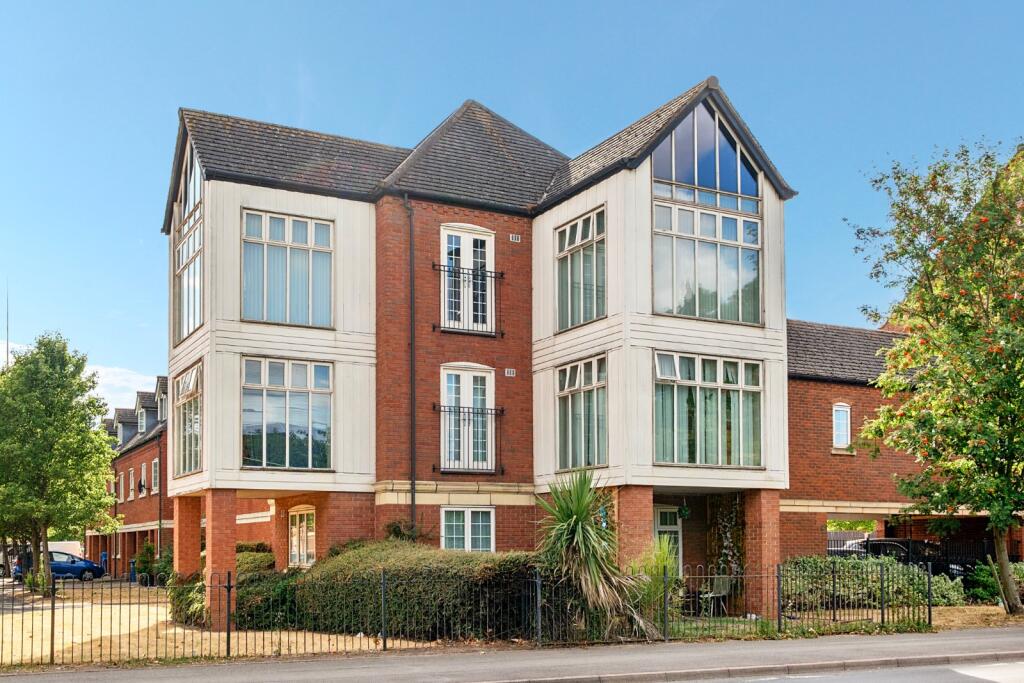 Main image of property: Evershed Way, Burton-on-Trent, Staffordshire, DE14