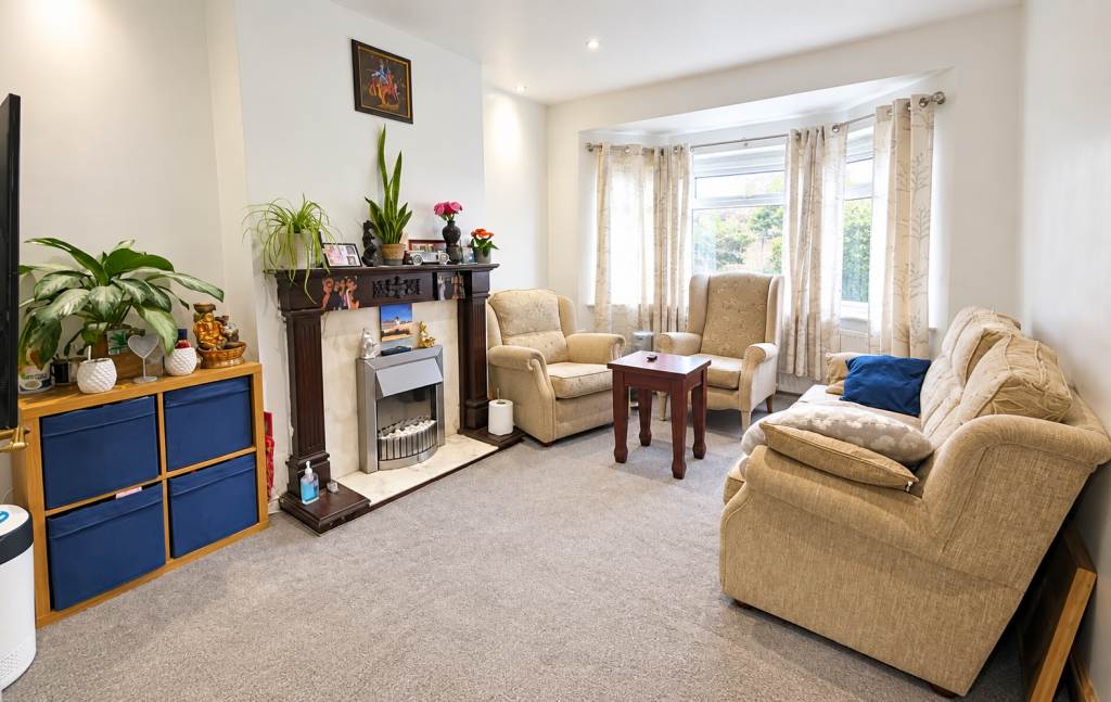 Main image of property:  Queens Road WBeeston, Nottingham NG9 1GX