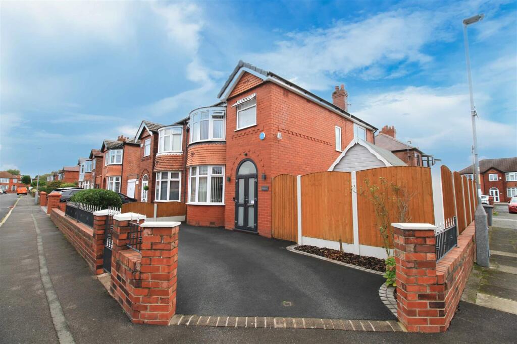 Main image of property: Cambridge Drive, Denton, Manchester