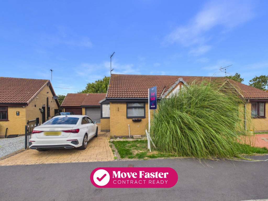 Main image of property: Ferryman Park, Paull, Hull, HU12 8PS