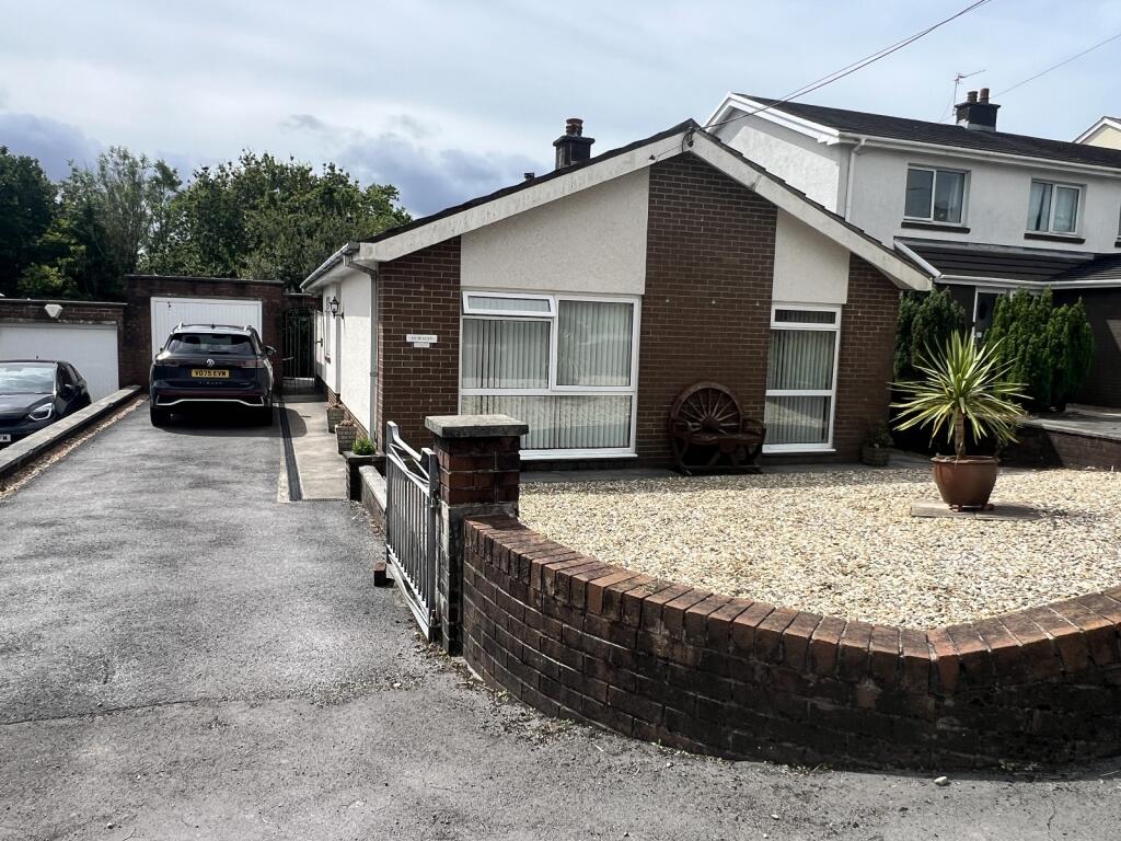 Main image of property: Heol Lotwen, Capel Hendre, Ammanford, Carmarthenshire.