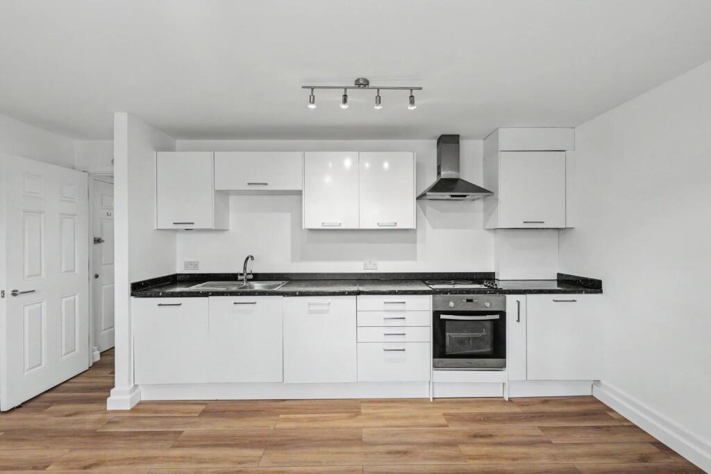 Main image of property: Comet Way, Hatfield