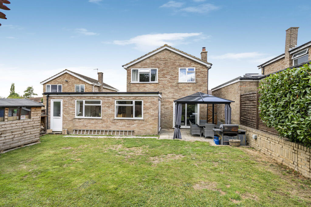 Main image of property: Lower Farm Close, Shabbington, HP18