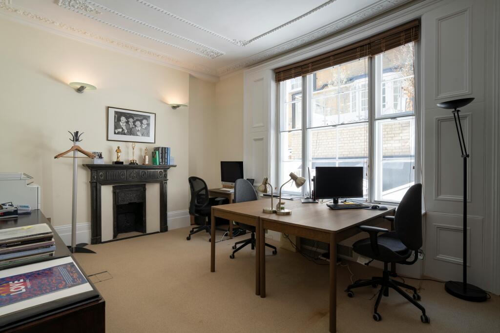 27 Ovington Square