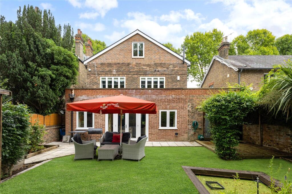 Main image of property: The Avenue, St Margarets, Twickenham, TW1