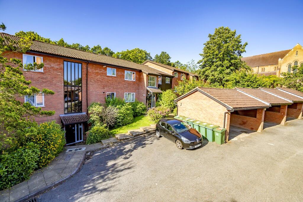 Main image of property: Canterbury Court, Battlefield Road, St. Albans, Hertfordshire, AL1
