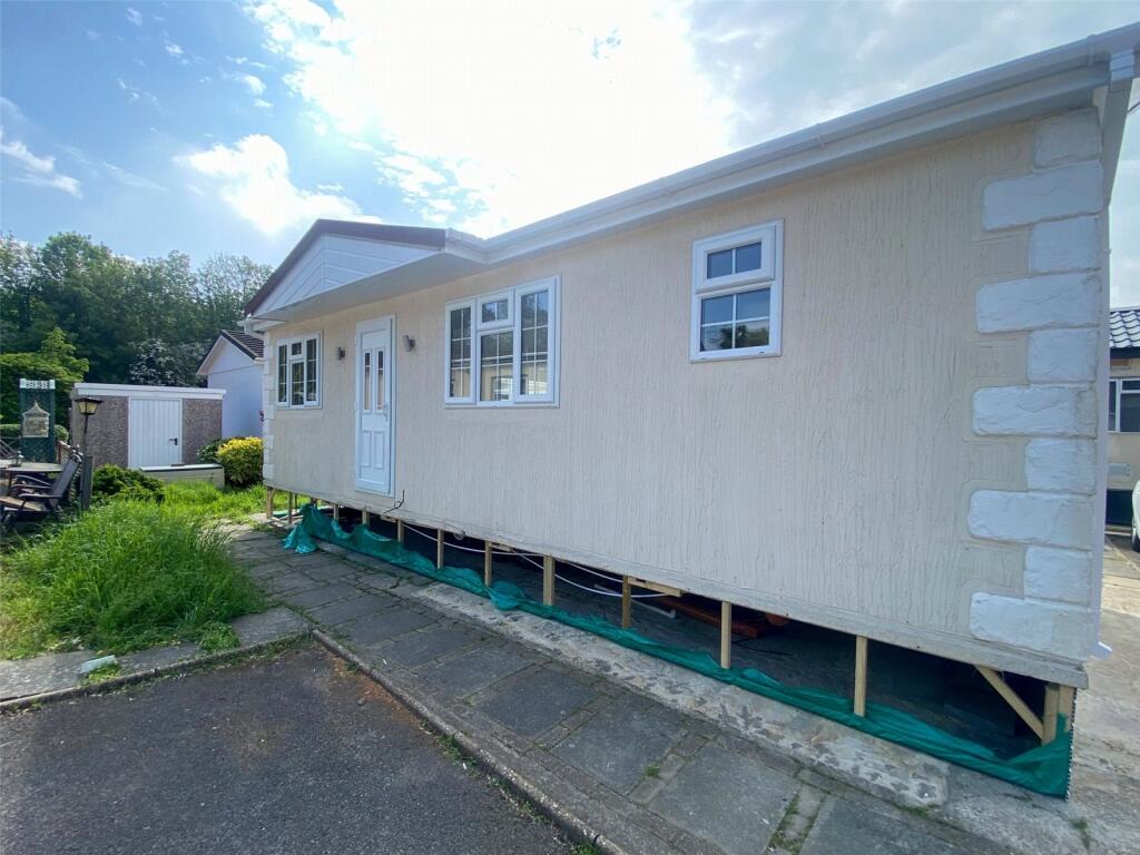 Main image of property: Subrosa Park, Subrosa Drive, Merstham, Redhill, RH1