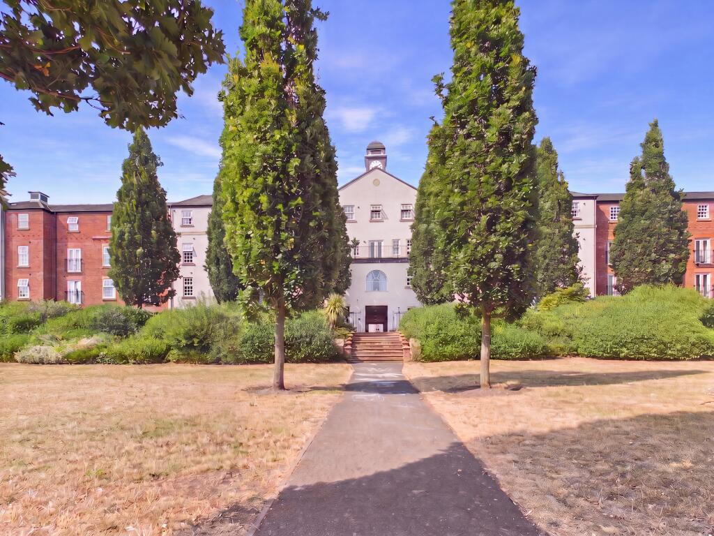 Main image of property: Duckery Wood Walk, Great Barr, Birmingham, B43