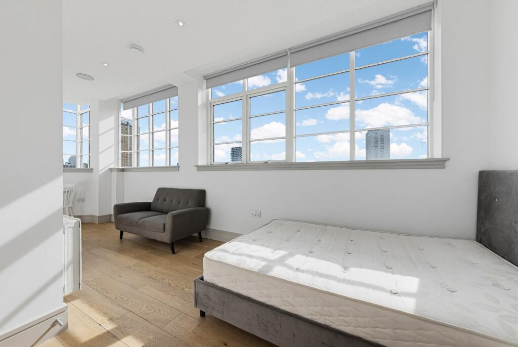 Main image of property: Philpot Street, London, E1
