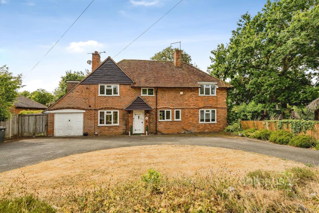 Main image of property: Thicket Grove, Maidenhead, SL6