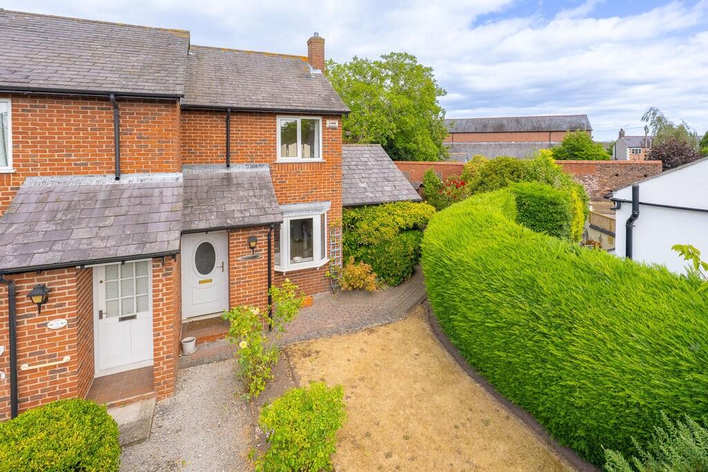 Main image of property: Barnston Court, Farndon, Chester