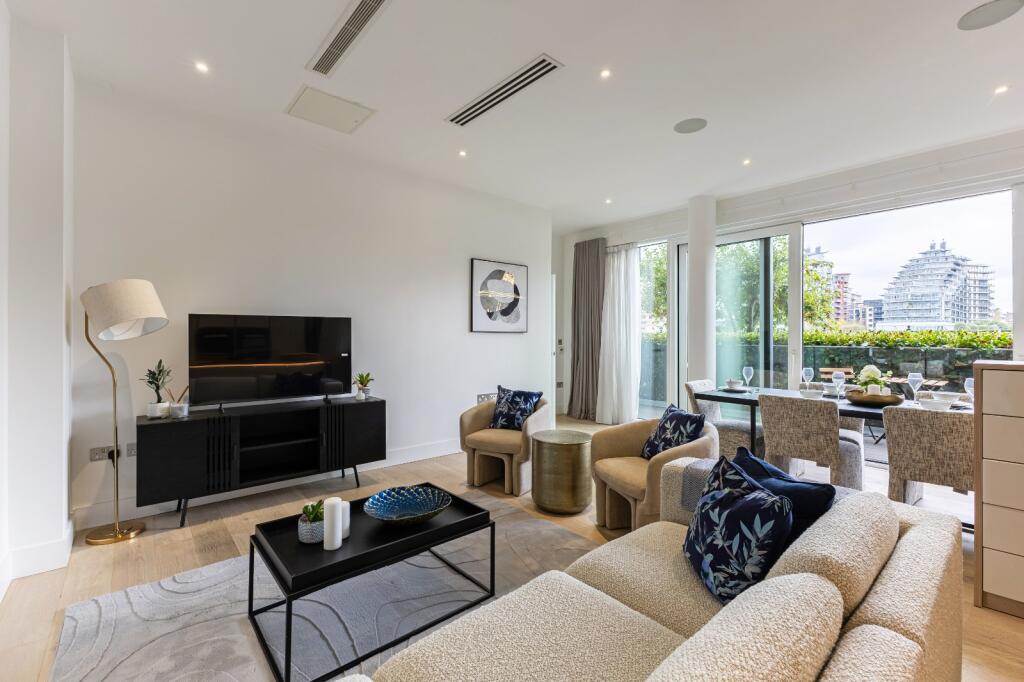 Main image of property: Central Avenue, Fulham, London, SW6