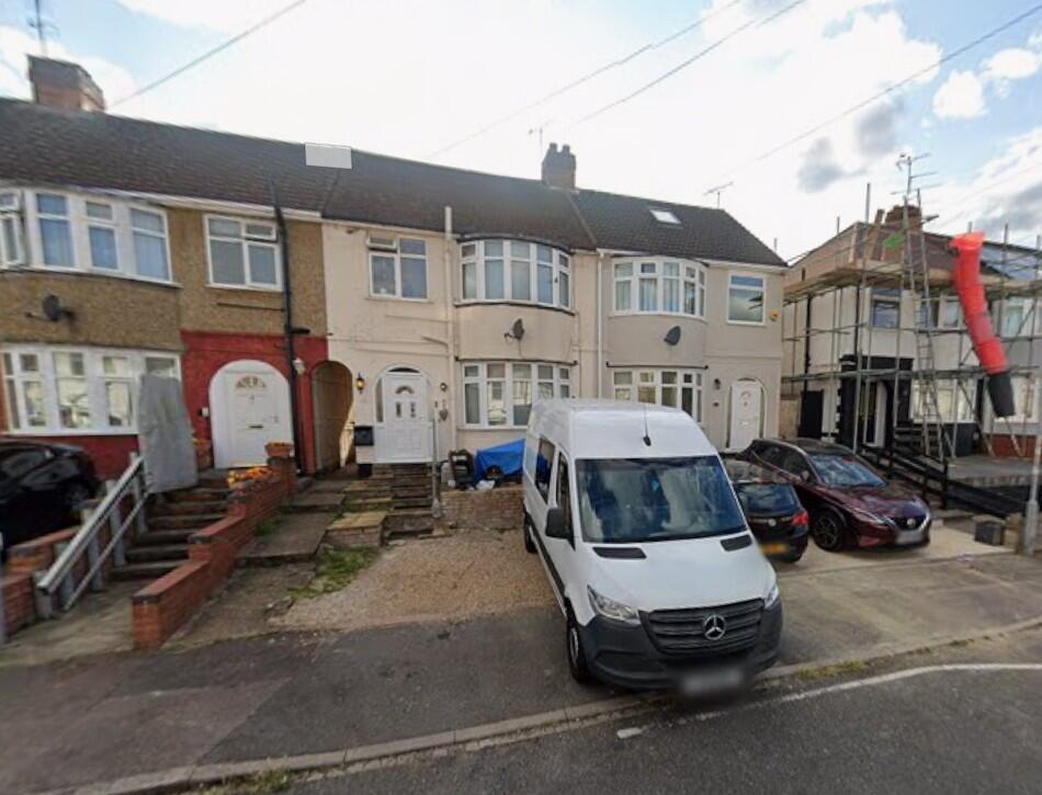 Main image of property: Shelley Road Luton LU4 0JA