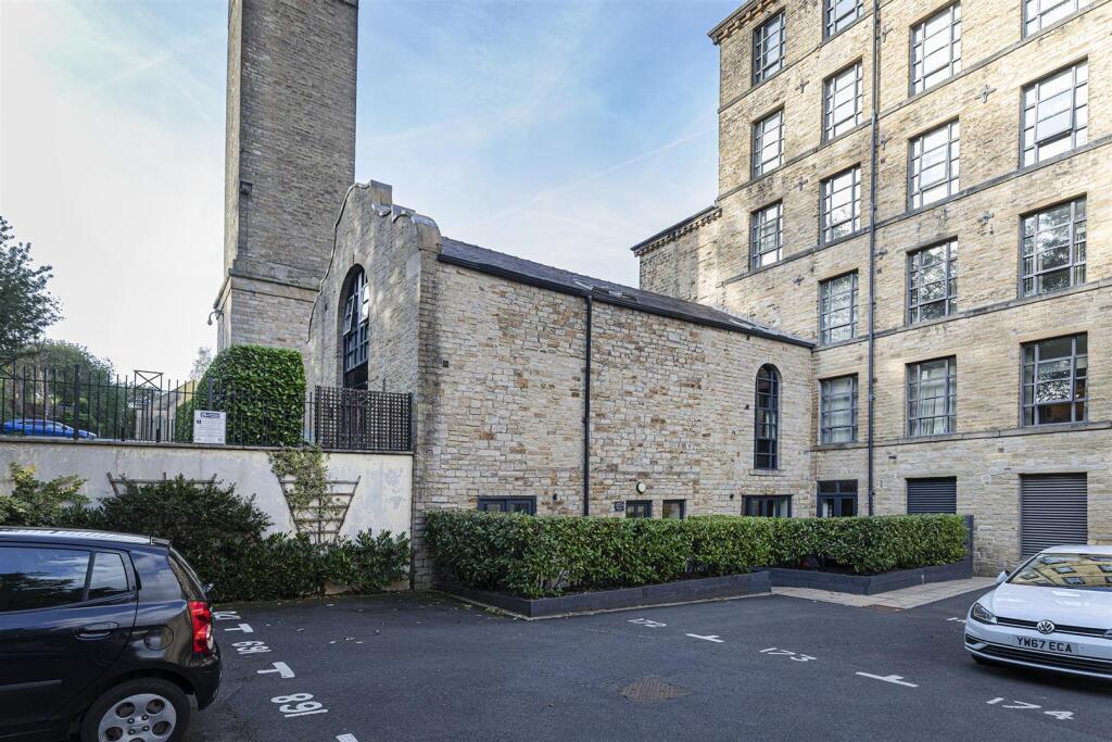 Main image of property: Stoney Lane, Longwood, Huddersfield